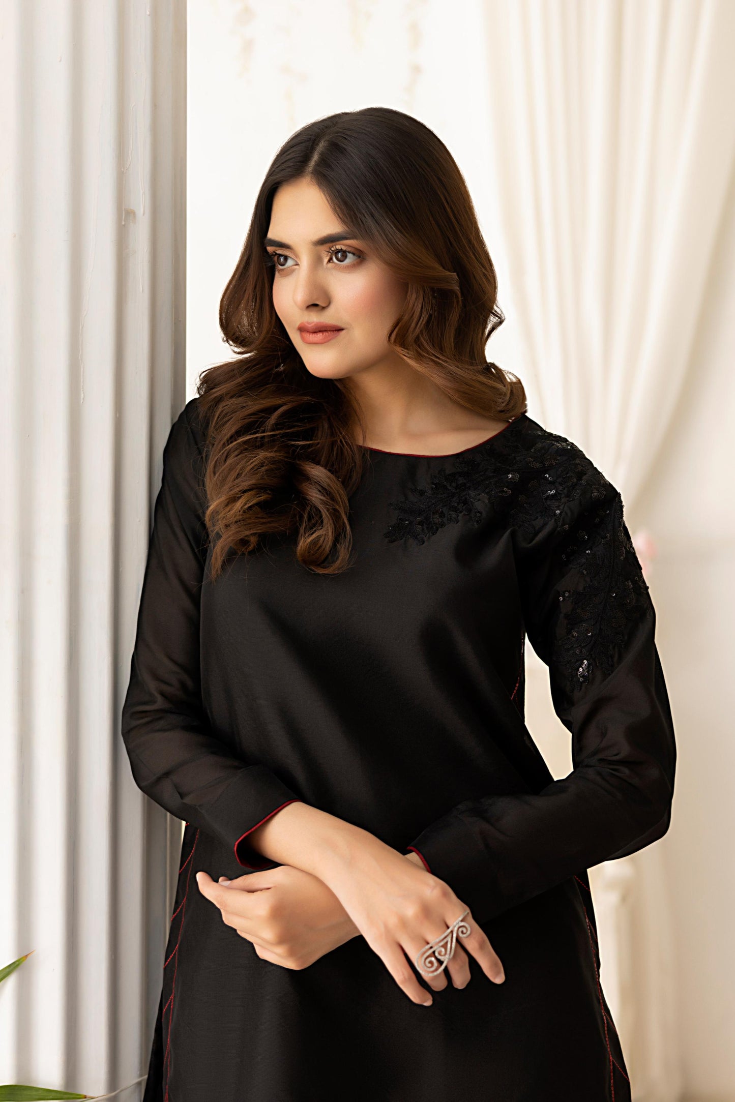Dark Luxe